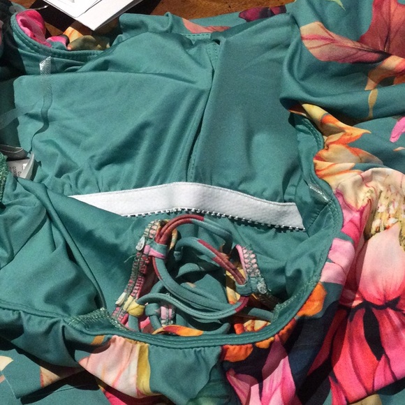 NWOT $134 LA BLANCA GARDEN SOCIAL OFF SHOULDER - Picture 8 of 8